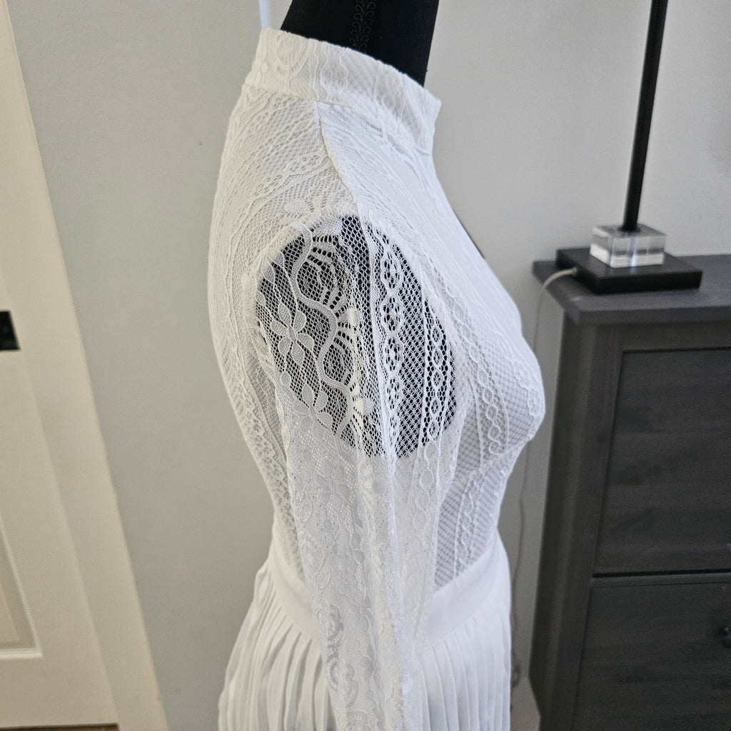 White Lace Pretty Little thing Dress